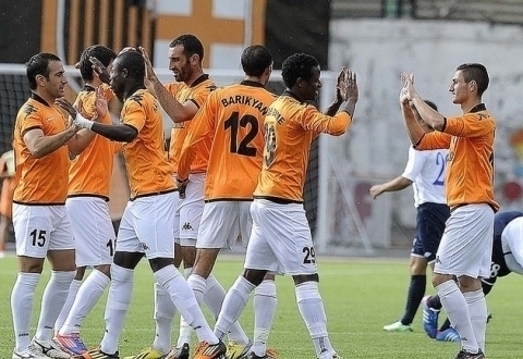 Shirak Football Team