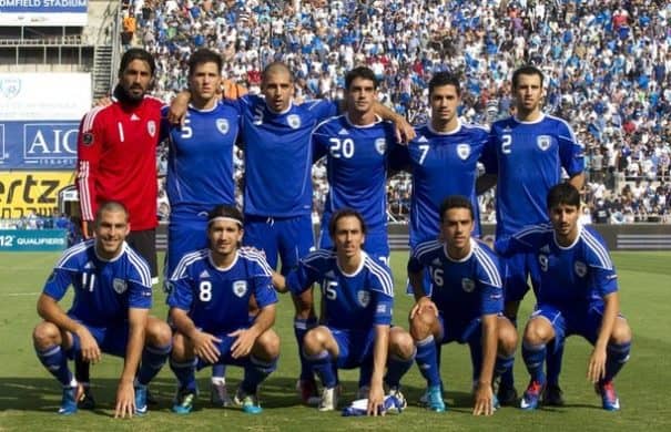 Israel?s national football team pose for